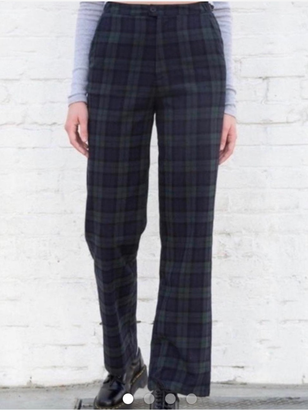 EUC Brandy Melville/John Galt plaid pants. Color is Navy/Green